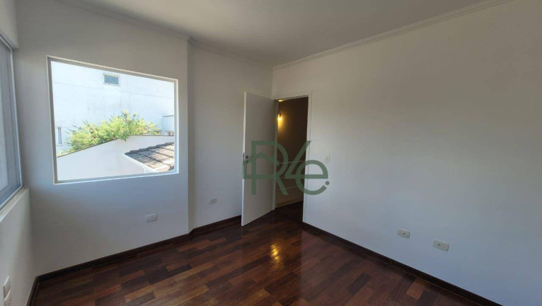 Imagem Casa com 4 Quartos à Venda, 323 m² em Golf Village - Carapicuíba Imagem Casa com 4 Quartos à Venda, 323 m² em Golf Village - Carapicuíba