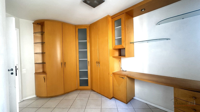 Imagem Apartamento com 3 Quartos à Venda, 205 m² em Centro - Florianópolis Imagem Apartamento com 3 Quartos à Venda, 205 m² em Centro - Florianópolis