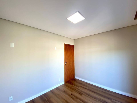 Imagem Casa de Condomínio com 3 Quartos à Venda, 150 m² em Jardim Celeste - Jundiaí