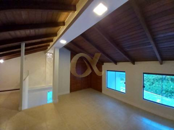 Imagem Casa de Condomínio com 3 Quartos à Venda, 210 m² em Anita Garibaldi - Joinville