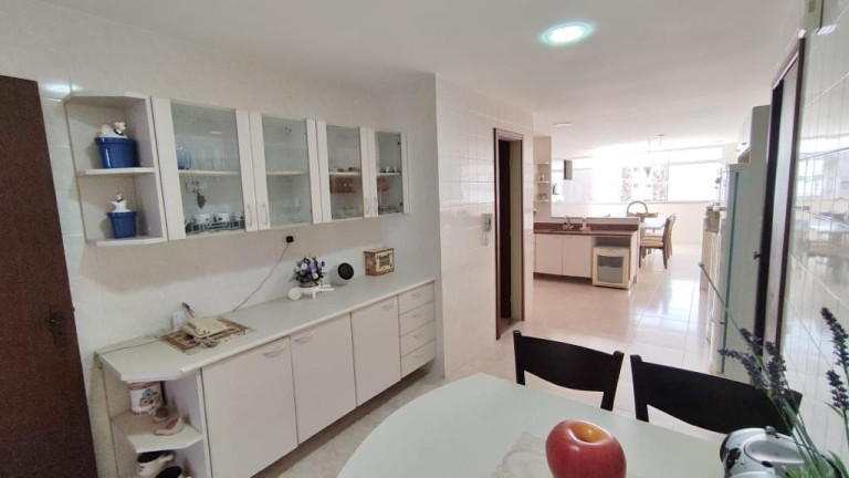 Imagem Imóvel com 4 Quartos à Venda, 254 m² em Praia Do Morro - Guarapari Imagem Imóvel com 4 Quartos à Venda, 254 m² em Praia Do Morro - Guarapari