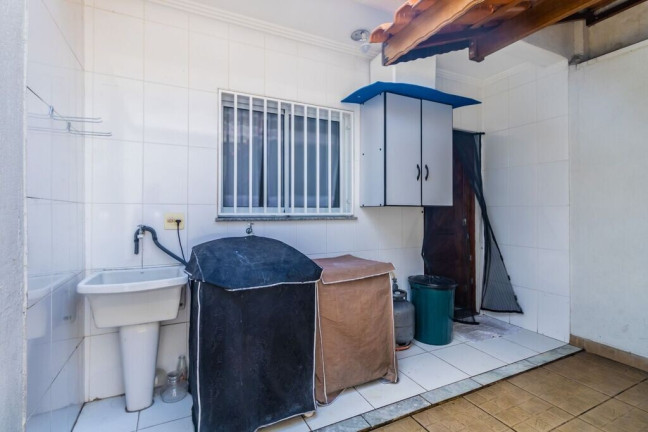 Imagem Casa com 3 Quartos à Venda, 122 m² em Vila Carrão - São Paulo Imagem Casa com 3 Quartos à Venda, 122 m² em Vila Carrão - São Paulo