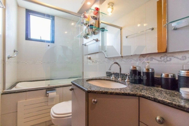 Imagem Apartamento com 3 Quartos à Venda, 101 m² em Higienópolis - Porto Alegre Imagem Apartamento com 3 Quartos à Venda, 101 m² em Higienópolis - Porto Alegre