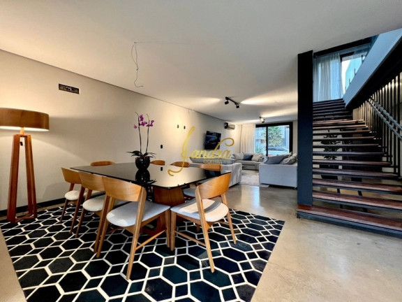 Imagem Casa de Condomínio com 4 Quartos à Venda, 278 m² em Centro - Xangri-la