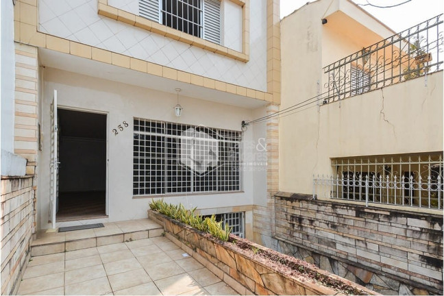 Imagem Casa com 3 Quartos à Venda, 130 m² em Mirandópolis - São Paulo