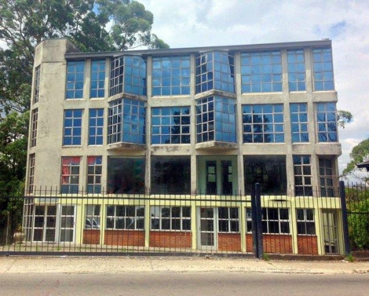 Imóvel Comercial à Venda, 530 m² em Granja Viana - Cotia