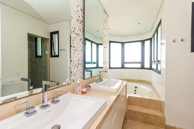 Imagem Apartamento com 4 Quartos à Venda, 357 m² em Moema - São Paulo