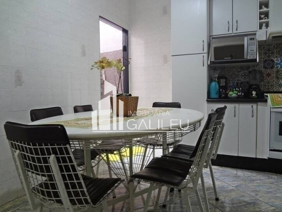 Imagem Casa com 3 Quartos à Venda, 131 m² em Vila Trinta E Um De Março - Campinas Imagem Casa com 3 Quartos à Venda, 131 m² em Vila Trinta E Um De Março - Campinas