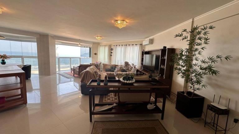 Imagem Apartamento com 4 Quartos à Venda, 384 m² em Centro - Balneário Camboriú Imagem Apartamento com 4 Quartos à Venda, 384 m² em Centro - Balneário Camboriú