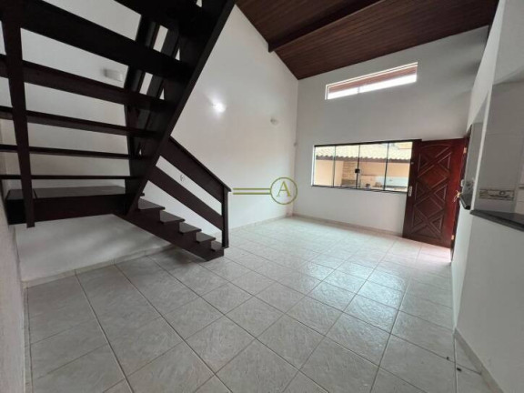 Imagem Sobrado com 4 Quartos para Alugar, 160 m² em Jardim Márcia - Peruíbe Imagem Sobrado com 4 Quartos para Alugar, 160 m² em Jardim Márcia - Peruíbe