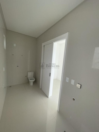 Imagem Apartamento com 7 Quartos à Venda, 410 m² em Centro - Balneário Camboriú Imagem Apartamento com 7 Quartos à Venda, 410 m² em Centro - Balneário Camboriú