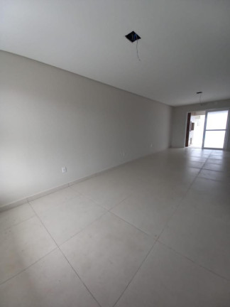 Imagem Sobrado com 2 Quartos à Venda,  em Capão Novo - Capao Da Canoa
