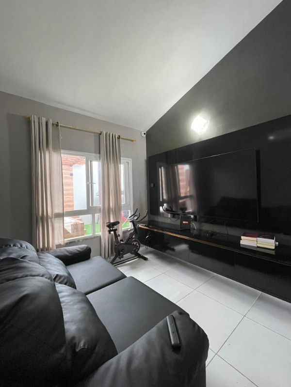 Imagem Casa com 3 Quartos à Venda, 145 m² em Tarumã - Manaus