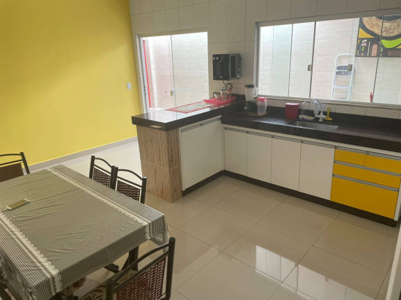 Imagem Casa com 3 Quartos à Venda, 360 m² em Jardim Belvedere - Caldas Novas Imagem Casa com 3 Quartos à Venda, 360 m² em Jardim Belvedere - Caldas Novas