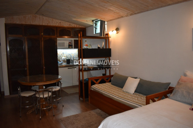 Imagem Imóvel com 1 Quarto à Venda, 30 m² em Região Do Jaguaribe - Campos Do Jordão