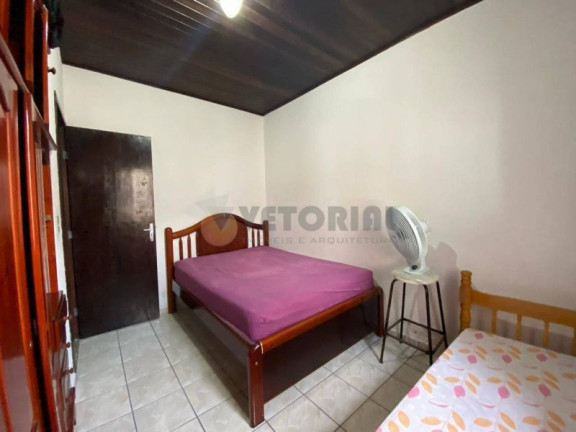 Imagem Casa com 2 Quartos à Venda, 65 m²
