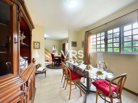 Imagem Casa com 4 Quartos à Venda, 94 m² em Cascata Guarani - Teresópolis