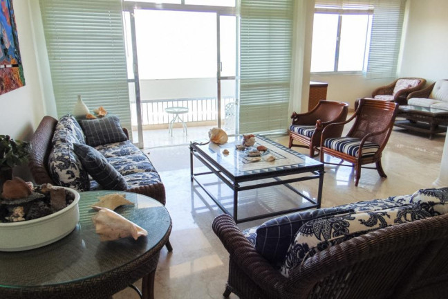 Imagem Apartamento com 4 Quartos à Venda, 160 m² em Pitangueiras - Guarujá Imagem Apartamento com 4 Quartos à Venda, 160 m² em Pitangueiras - Guarujá