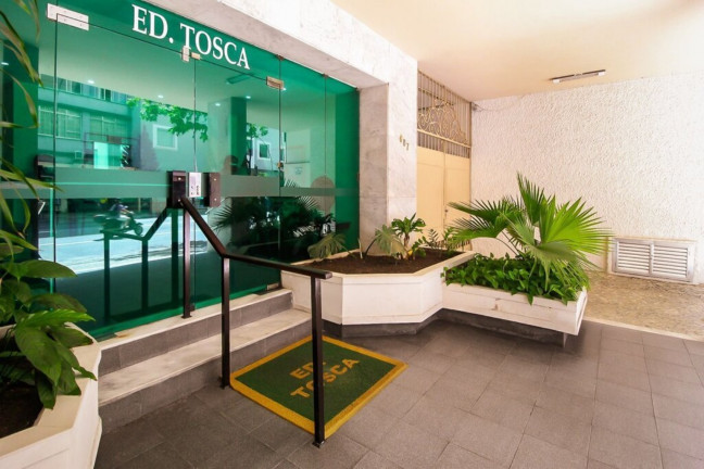 Imagem Imóvel com 3 Quartos à Venda, 108 m² em Copacabana - Rio De Janeiro Imagem Imóvel com 3 Quartos à Venda, 108 m² em Copacabana - Rio De Janeiro