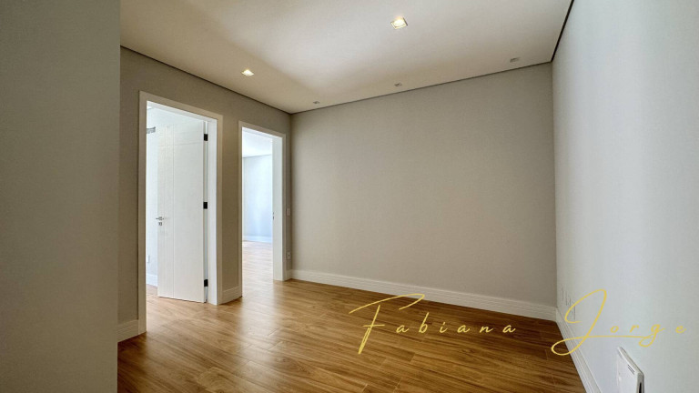 Imagem Casa de Condomínio com 4 Quartos à Venda, 360 m² em Alphaville D. Pedro 3 - Campinas Imagem Casa de Condomínio com 4 Quartos à Venda, 360 m² em Alphaville D. Pedro 3 - Campinas