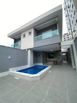 Casa com 3 Quartos à Venda, 152 m² em Tupi - Praia Grande
