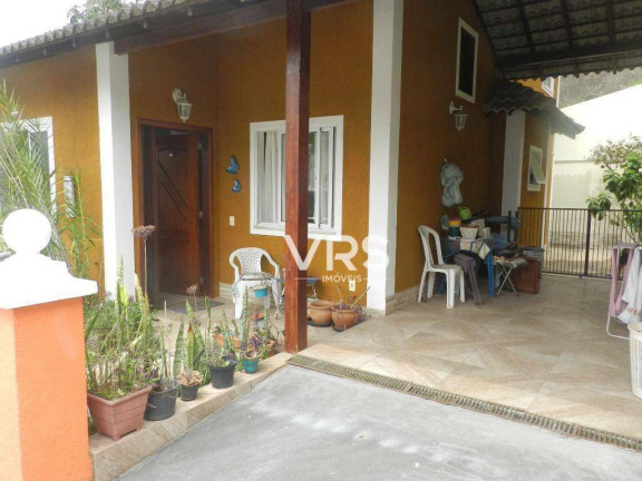 Imagem Casa com 3 Quartos à Venda, 106 m² em Bom Retiro - Teresópolis Imagem Casa com 3 Quartos à Venda, 106 m² em Bom Retiro - Teresópolis