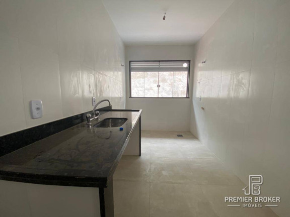 Imagem Casa com 2 Quartos à Venda, 54 m² em Cascata Do Imbuí - Teresópolis