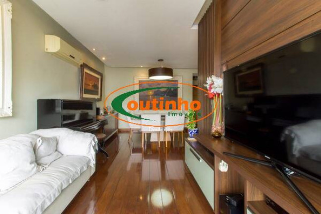 Imagem Apartamento com 4 Quartos à Venda, 140 m² em Tijuca - Rio De Janeiro Imagem Apartamento com 4 Quartos à Venda, 140 m² em Tijuca - Rio De Janeiro