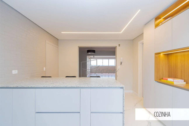 Imagem Apartamento com 3 Quartos à Venda, 205 m² em Cabral - Curitiba