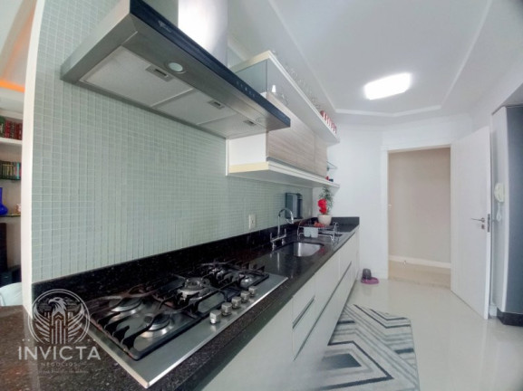 Imagem Apartamento com 3 Quartos à Venda, 115 m² em Centro - Balneário Camboriú Imagem Apartamento com 3 Quartos à Venda, 115 m² em Centro - Balneário Camboriú