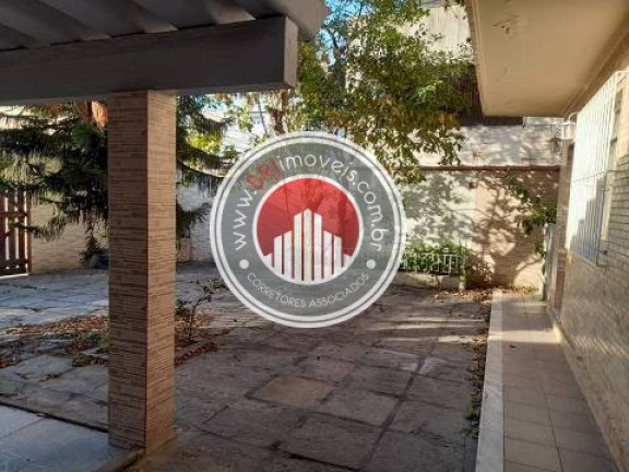 Imagem Casa com 4 Quartos à Venda, 400 m² em Centro - Nilopolis Imagem Casa com 4 Quartos à Venda, 400 m² em Centro - Nilopolis