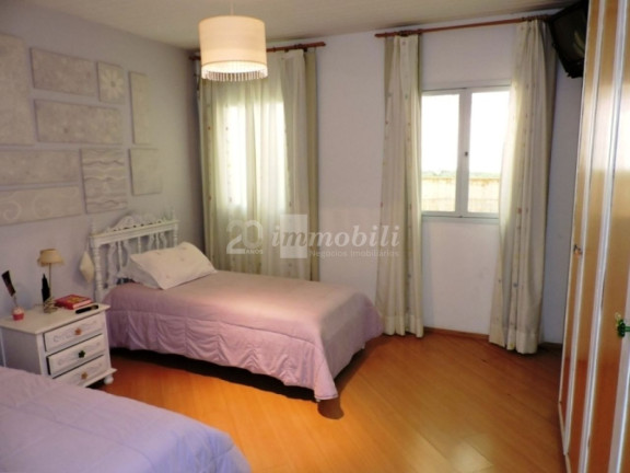 Imagem Casa com 3 Quartos à Venda, 400 m² em Euroville - Carapicuíba Imagem Casa com 3 Quartos à Venda, 400 m² em Euroville - Carapicuíba