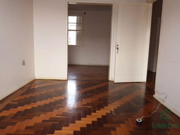 Imagem Apartamento com 3 Quartos à Venda, 72 m² em Centro Histórico - Porto Alegre