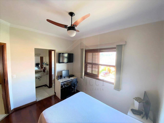 Imagem Casa com 3 Quartos à Venda, 450 m² em Santa Cruz - Valinhos