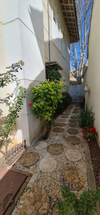 Casa de Condomínio com 2 Quartos à Venda, 188 m² em Jardim Passárgada I - Cotia