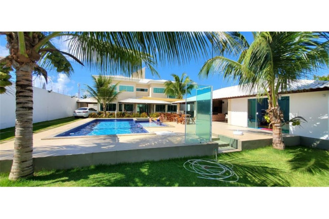 Imagem Casa com 7 Quartos à Venda, 680 m² em Praia De Guarajuba - Camaçari Imagem Casa com 7 Quartos à Venda, 680 m² em Praia De Guarajuba - Camaçari