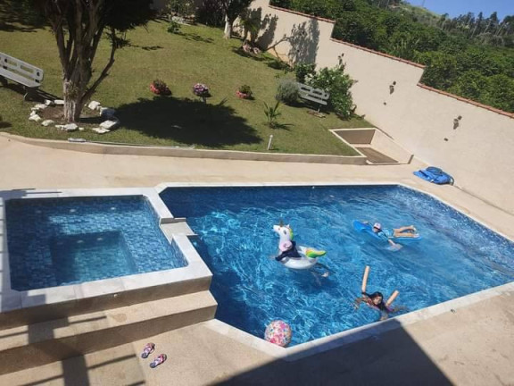 Chácara com 4 Quartos à Venda, 300 m² em Bom Retiro - Bragança Paulista