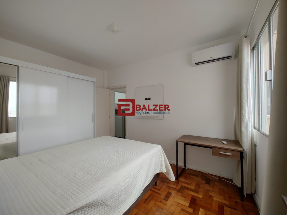Imagem Apartamento com 1 Quarto à Venda, 50 m² em Centro - Florianópolis Imagem Apartamento com 1 Quarto à Venda, 50 m² em Centro - Florianópolis