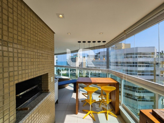Imagem Imóvel com 3 Quartos à Venda, 153 m² em Riviera | Módulo 08 - Bertioga Imagem Imóvel com 3 Quartos à Venda, 153 m² em Riviera | Módulo 08 - Bertioga