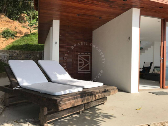 Imagem Casa com 5 Quartos à Venda, 340 m² em Centro - Angra Dos Reis