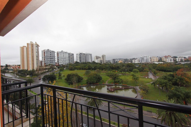 Imagem Imóvel com 3 Quartos à Venda, 167 m² em Jardim Europa - Porto Alegre Imagem Imóvel com 3 Quartos à Venda, 167 m² em Jardim Europa - Porto Alegre
