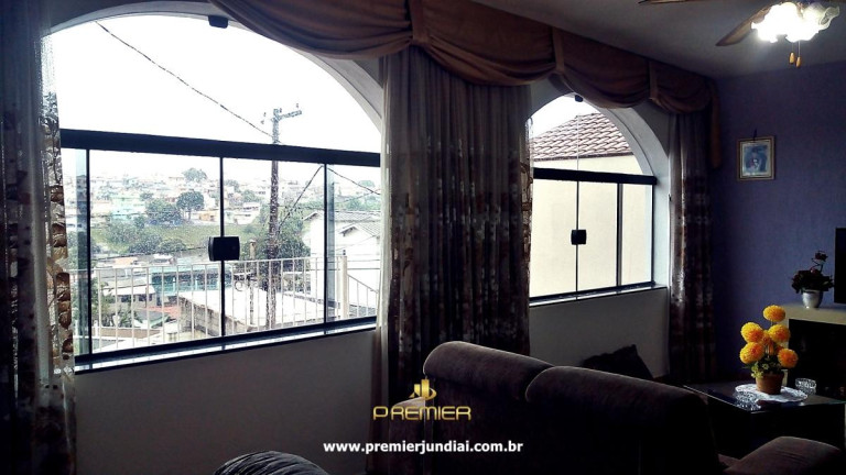 Imagem Casa com 4 Quartos à Venda, 199 m² em Jardim Pacaembu - Jundiaí