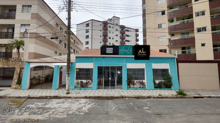 Casa com 5 Quartos à Venda,  em 13 - Praia Grande 