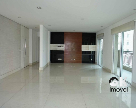 Apartamento com 3 Quartos à Venda, 245 m² em Vila Nova Conceição - São Paulo