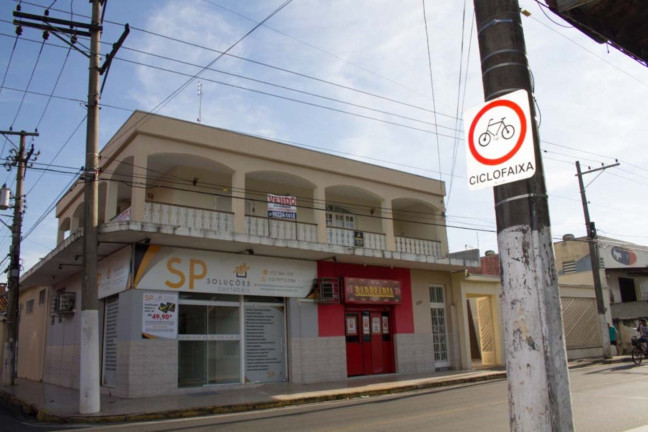 Imagem Casa com 3 Quartos à Venda, 541 m² em Santana - Pindamonhangaba