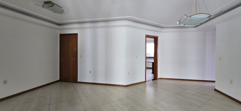 Imagem Apartamento com 3 Quartos à Venda, 114 m² em Centro - Balneário Camboriú Imagem Apartamento com 3 Quartos à Venda, 114 m² em Centro - Balneário Camboriú