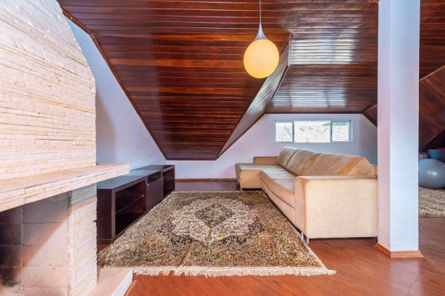Imagem Casa com 3 Quartos à Venda, 140 m² em Boqueirão - Curitiba