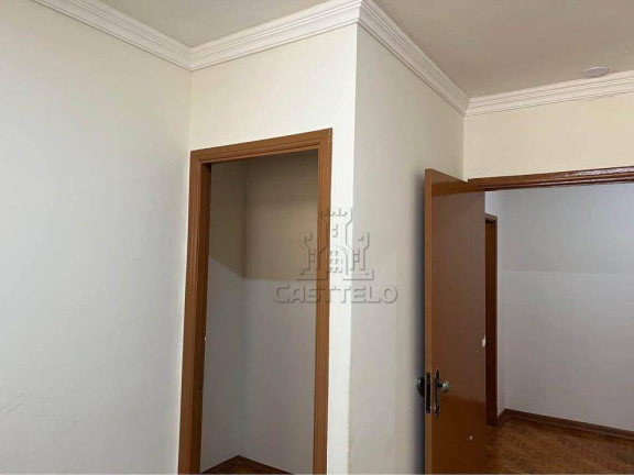 Imagem Sobrado com 3 Quartos para Alugar, 60 m² em Centro - Londrina Imagem Sobrado com 3 Quartos para Alugar, 60 m² em Centro - Londrina