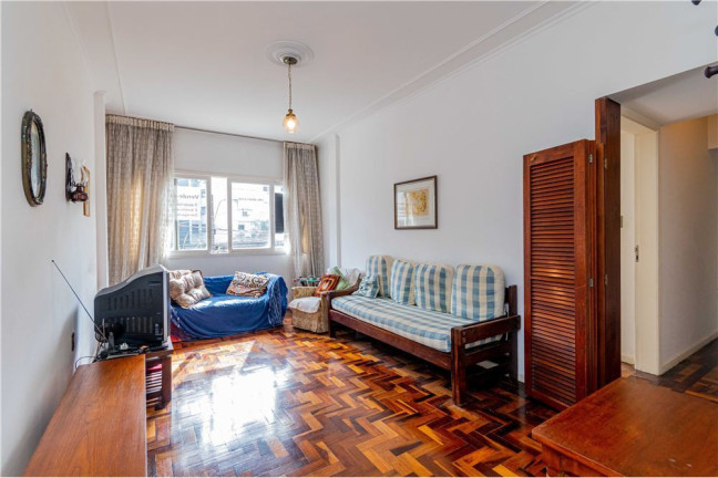 Imagem Imóvel com 2 Quartos à Venda, em Petrópolis - Porto Alegre Imagem Imóvel com 2 Quartos à Venda, em Petrópolis - Porto Alegre