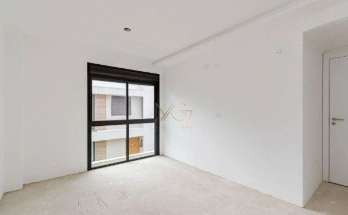 Imagem Casa com 3 Quartos à Venda, 125 m² em Bom Retiro - Curitiba Imagem Casa com 3 Quartos à Venda, 125 m² em Bom Retiro - Curitiba